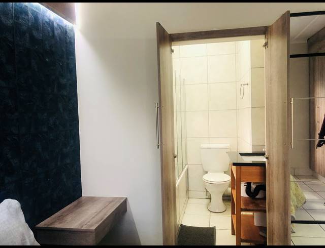 2 BEDROOM APARTMENT FOR SALE IN MARGATE BEACH
